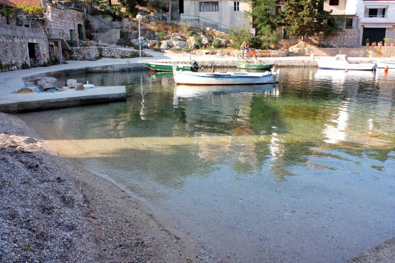 Apartments By The Sea Basina, Hvar - 116 Vrboska Kültér fotó