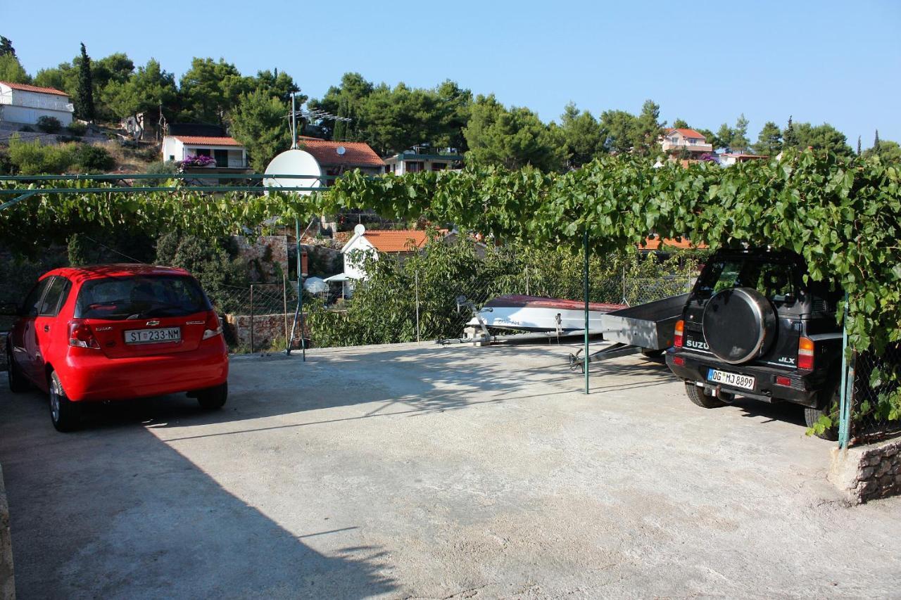 Apartments By The Sea Basina, Hvar - 116 Vrboska Kültér fotó
