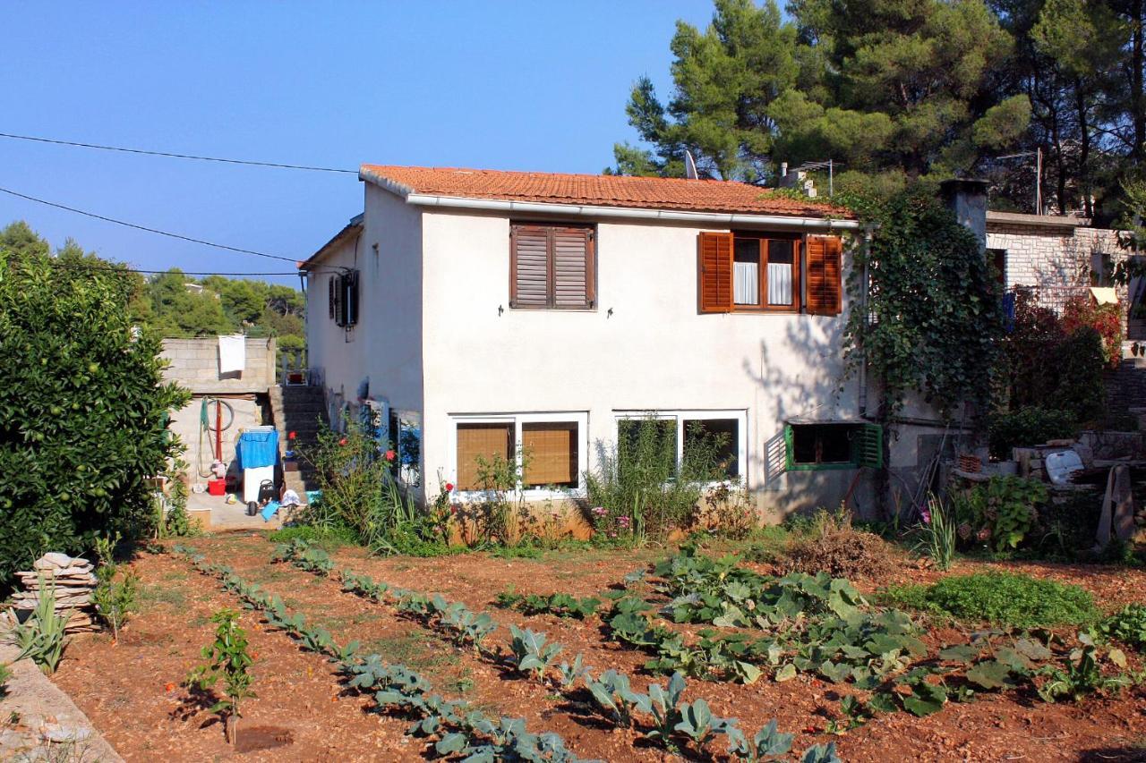 Apartments By The Sea Basina, Hvar - 116 Vrboska Kültér fotó
